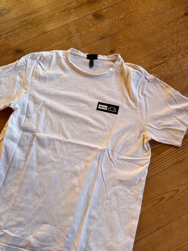 Ellesse tshirt