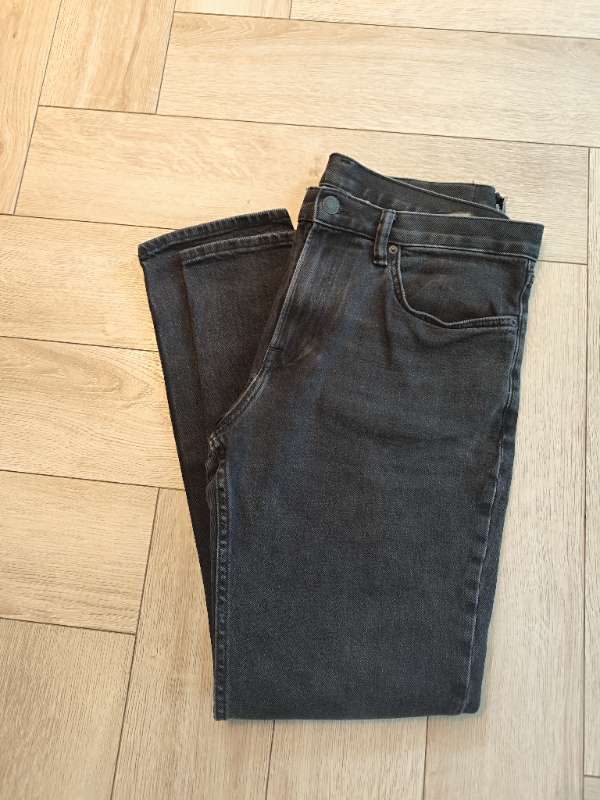 Gallabuxur svartar H&M