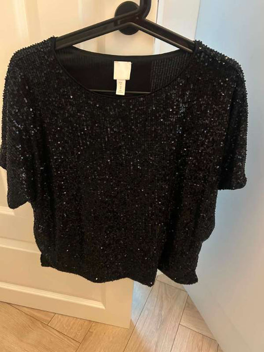 H&M svartur pallíettubolur