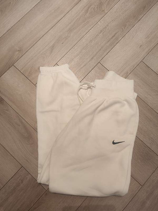 Nike hvítar buxur
