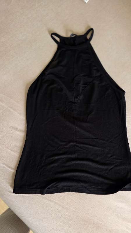 Top black