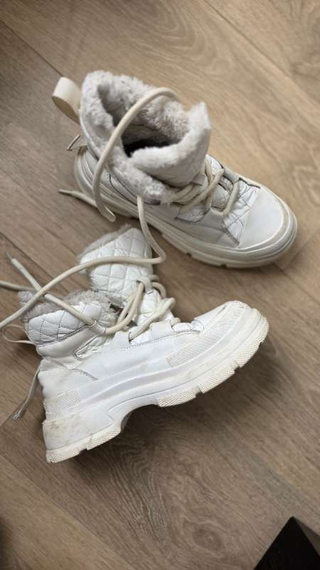 White winter shoes