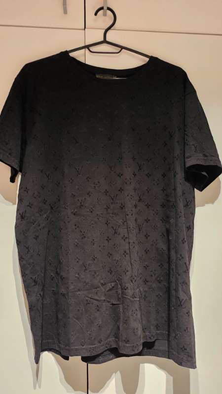 LV t-shirt