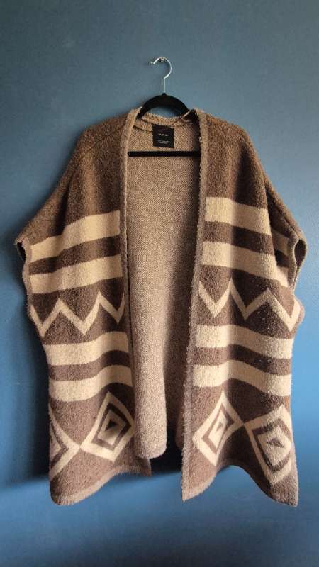 Zara brown poncho