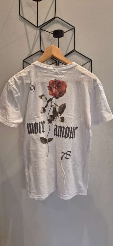 Stuttermabolur - Amore