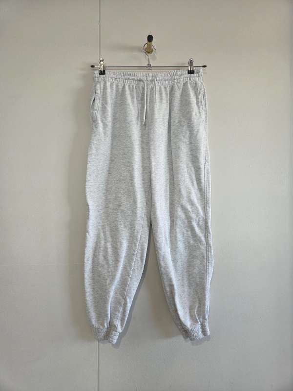 Hvítar joggingbuxur