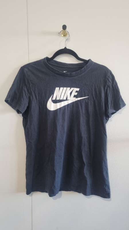 Nike bolur