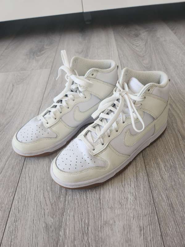Nike hvítir