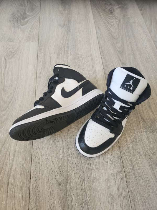 Nike Air Jordan hvítir og svartir ónotaðir