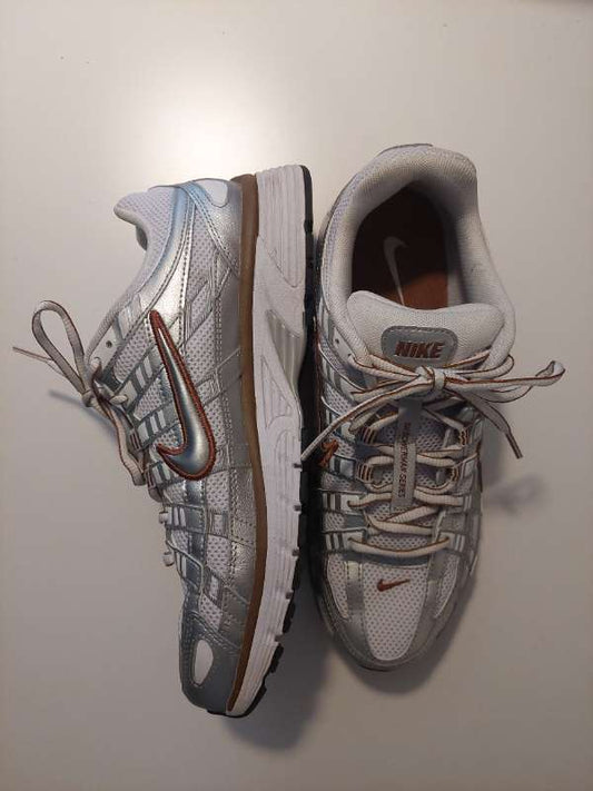 NIKE P-6000 (Notaðir í 2 daga)