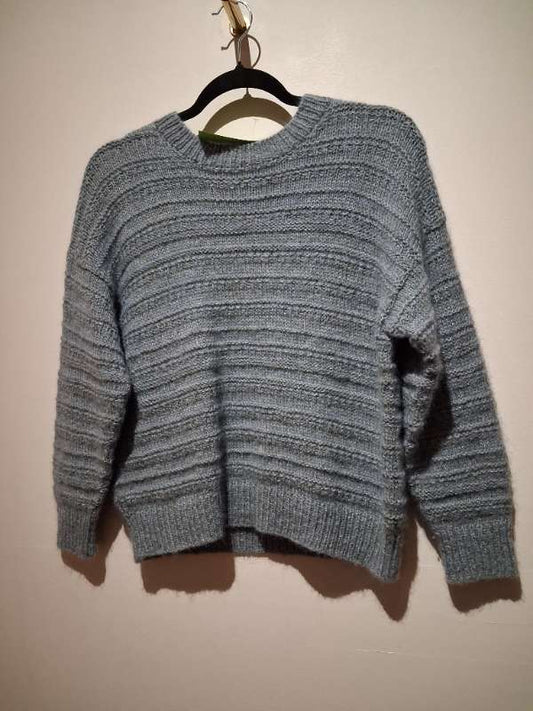 Ljósblá prjónapeysa ónotuð