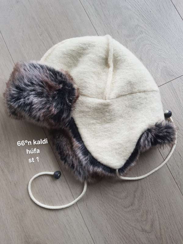 66°n kaldi húfa