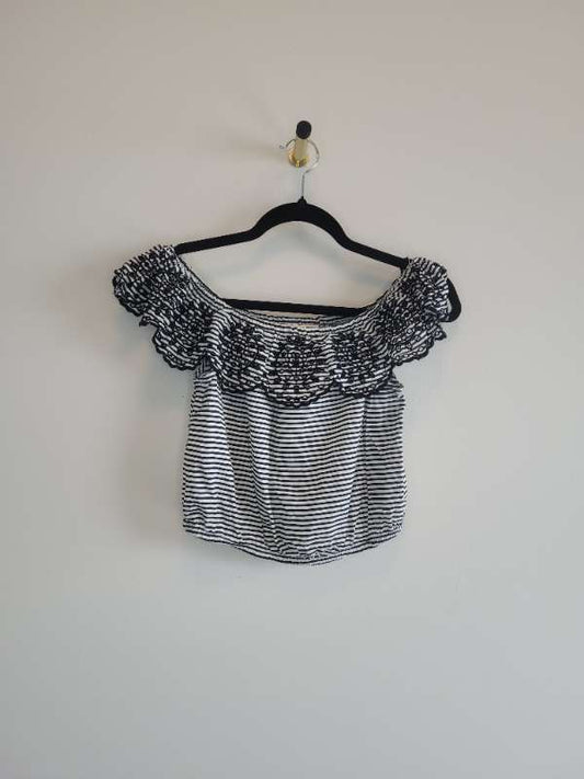 Black/white striped top