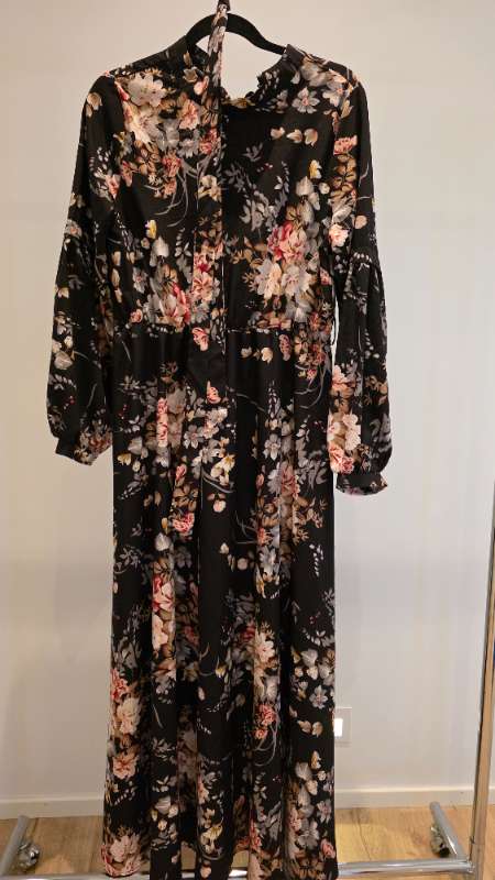 Síður kjóll svart/blóm L