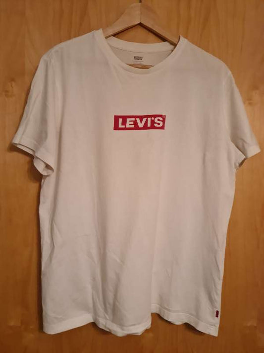Levis stuttermabolur