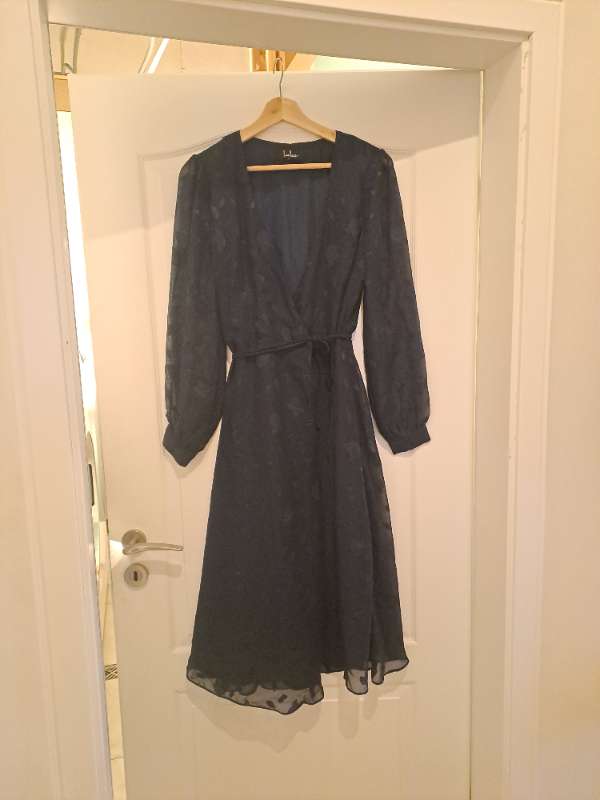 Lulus navy blue spar wrap dress