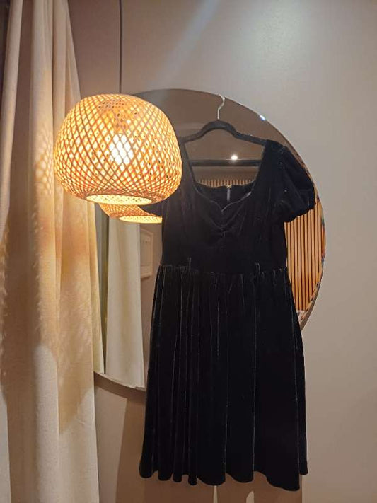 Black collectiv dress