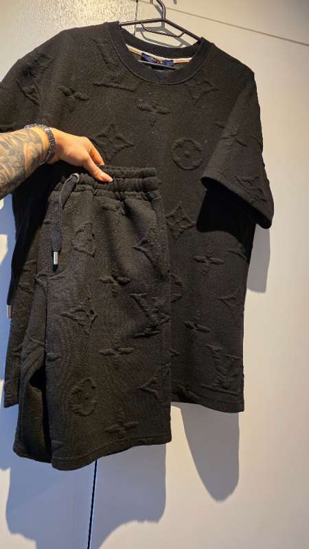 Louis vuitton paris shorts