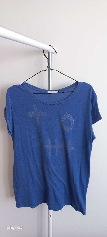 BERSHKA blue T-shirt ;]