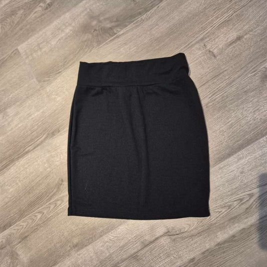 Svart pils - ónotað