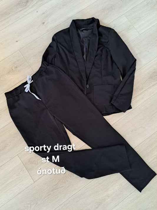 Sporty dragt ónotuð