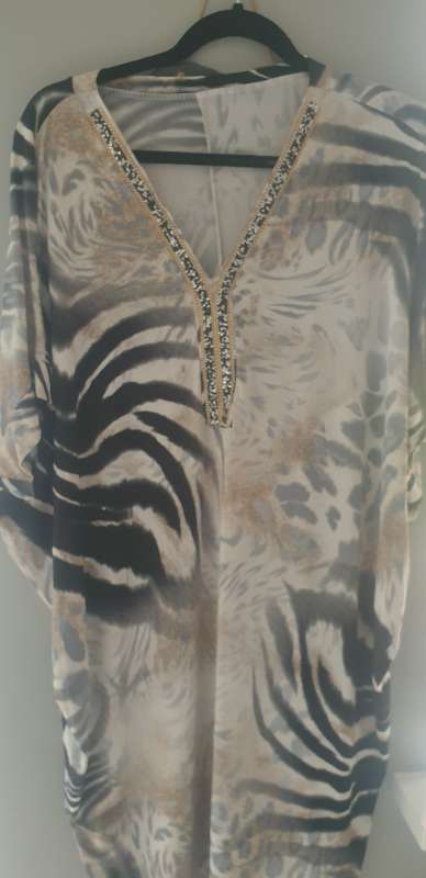 Tiger kjóll