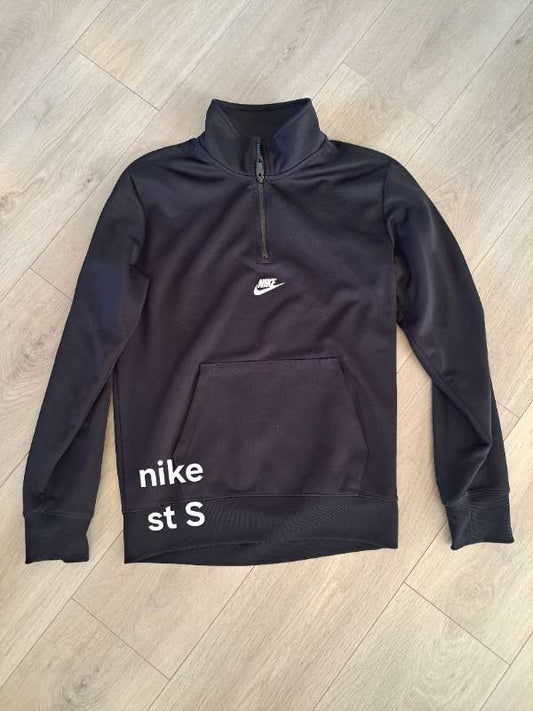 Nike hálfrend svört