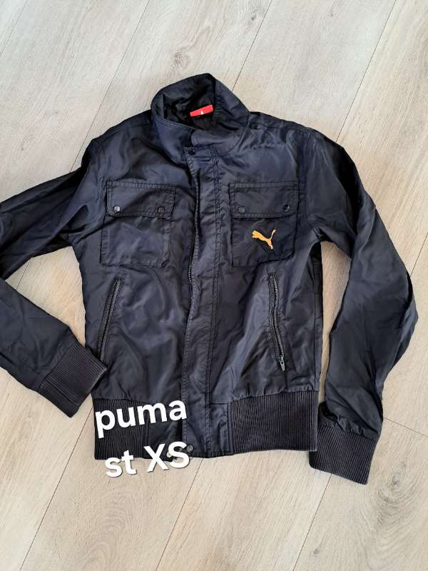 Puma jakki svartur