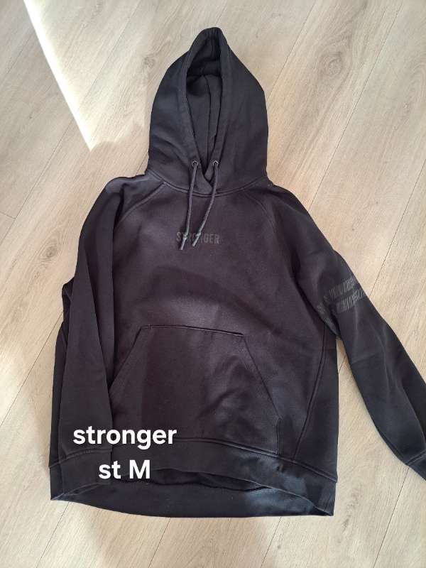 Stronger hettupeysa