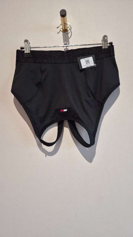 Tommy Hilfiger íþróttatoppur