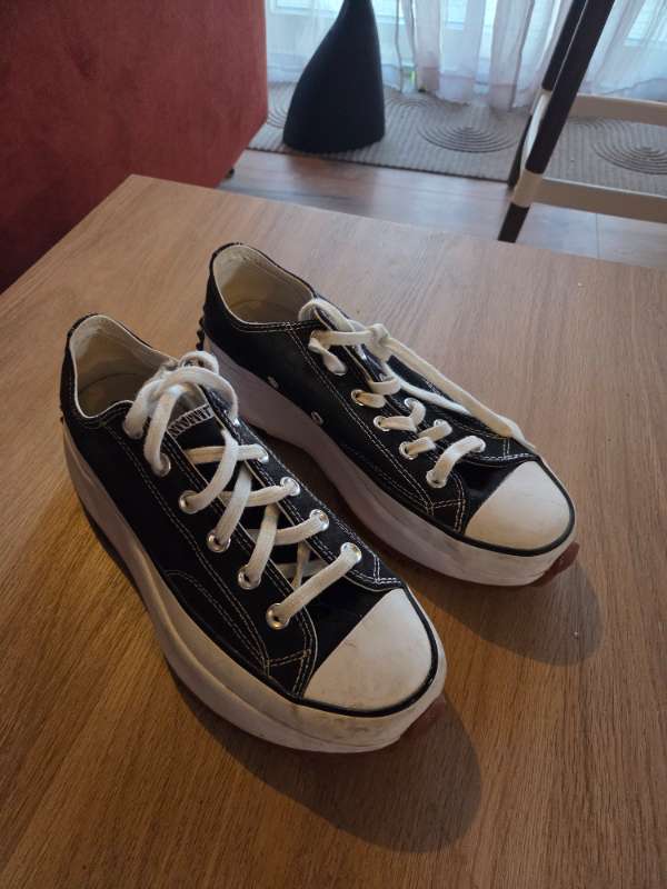 Convers strigaskór