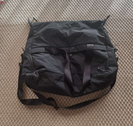 Nike taska í ræktina svört