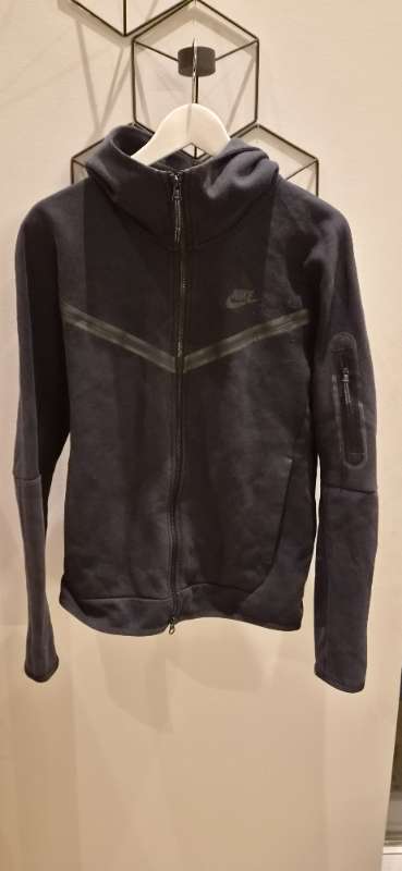Tech fleece peysa, svört - Nike