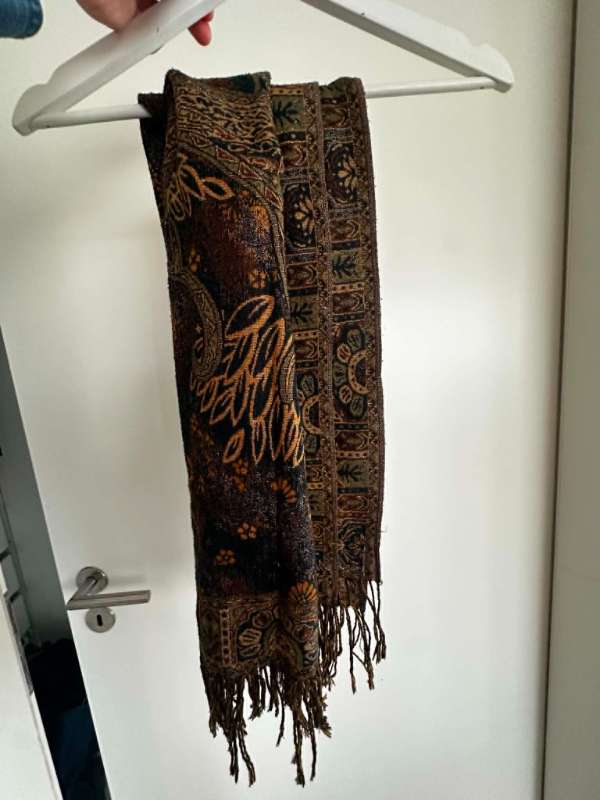 Vintage ullartrefill