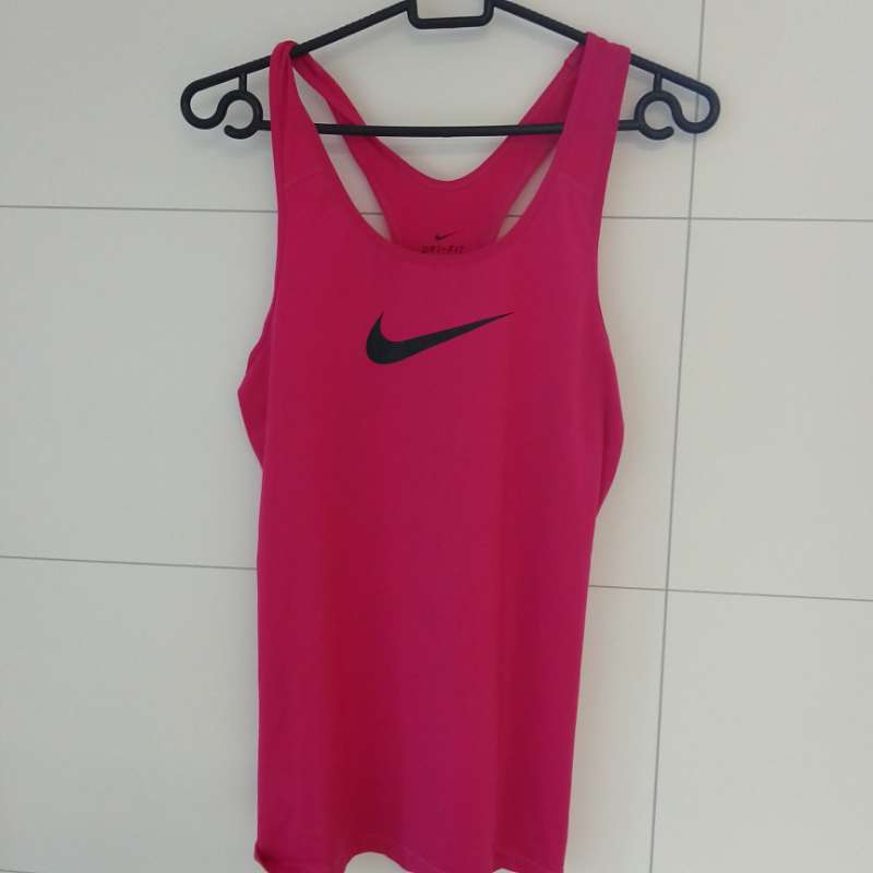 Bolur Nike