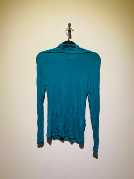 Þunn græn rúllukraga blússa