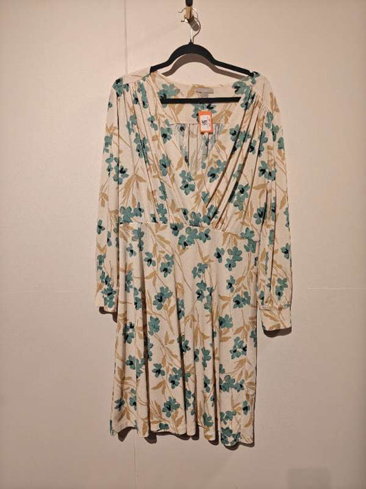 H&M kjoll ljós blóma