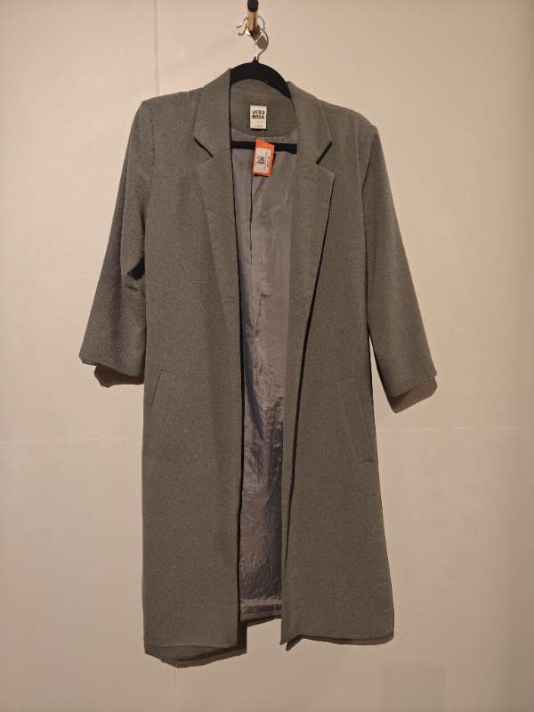 Vero Moda kápa grá