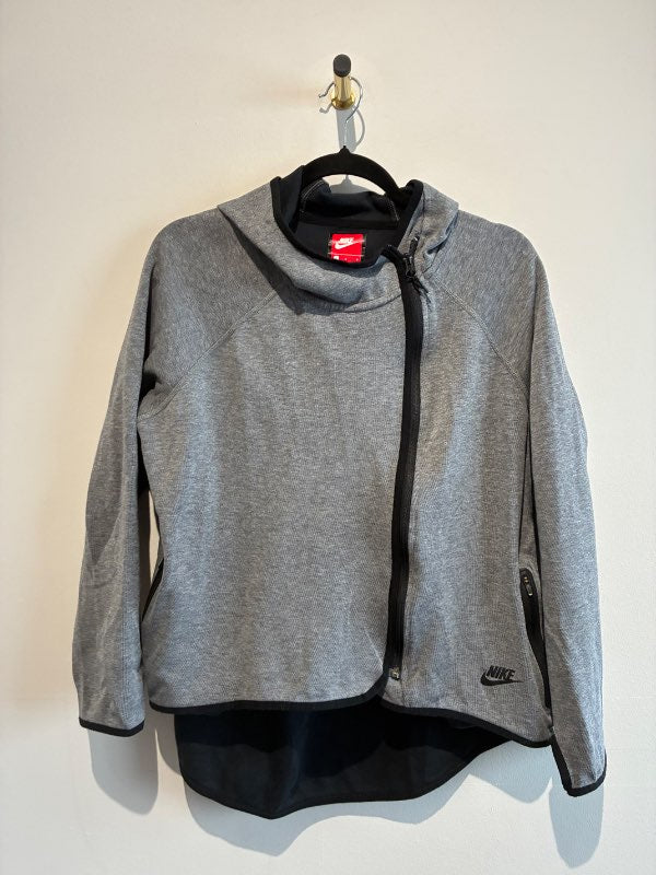 Nike tech fleece peysa