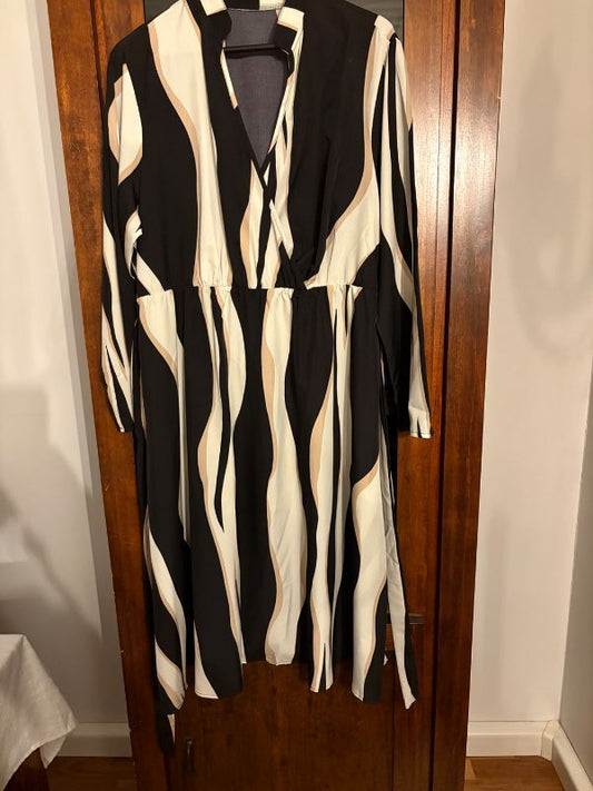 Black and white dress