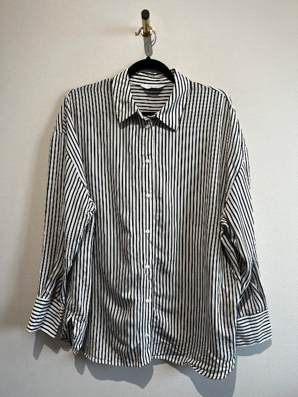 Svört/hvít röndótt skyrta - Primark