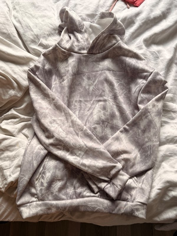 Camo hettupeysa