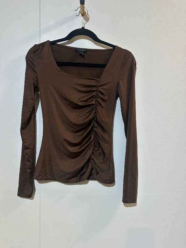 New yourker brúnn bolur