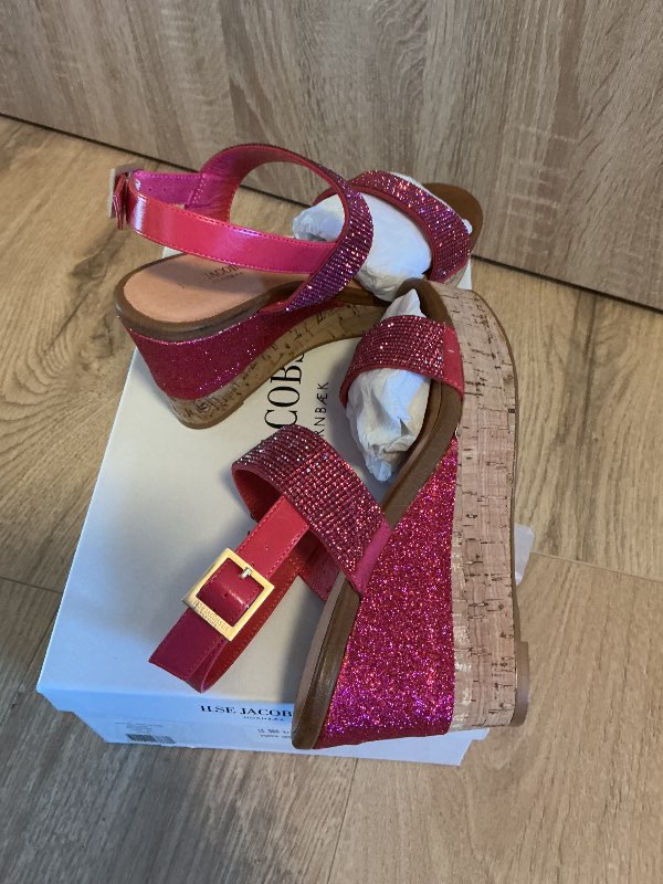 IlseJakobsen wedges nytt