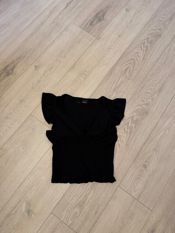 Gina tricot V neck bolur