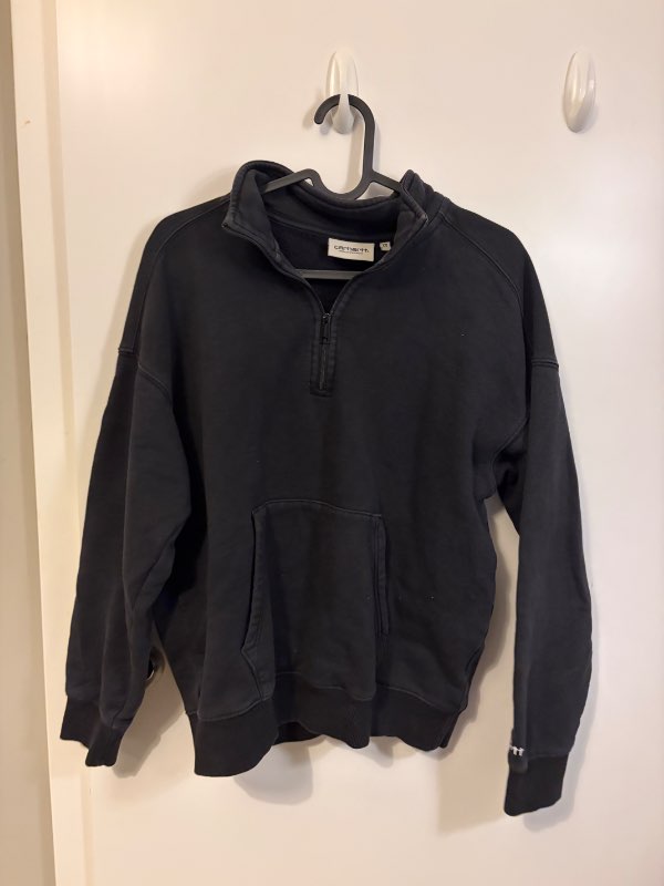 Carhartt peysa