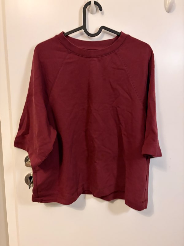 Gina tricot peysa