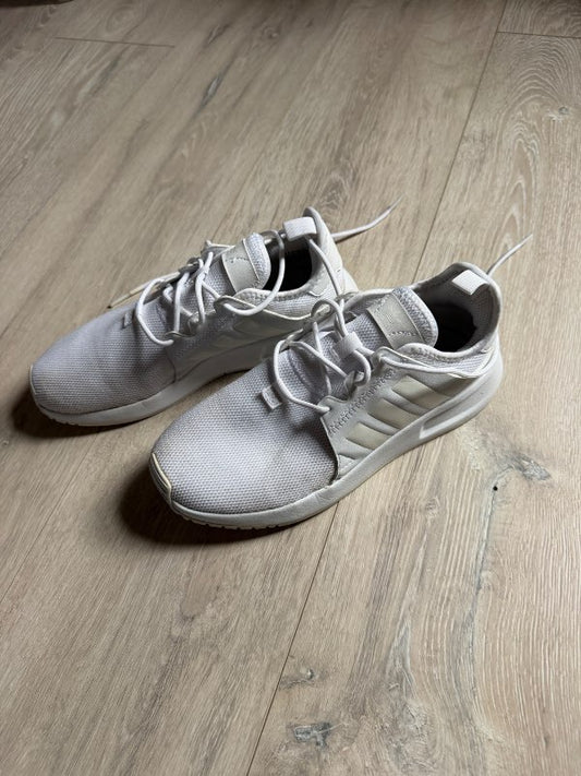 Adidas strigaskór