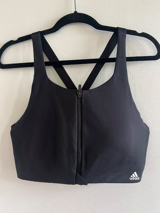 Adidas toppur