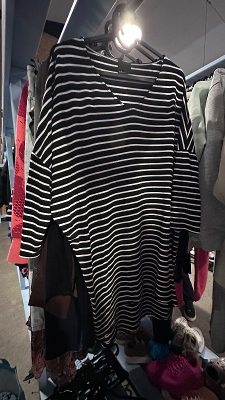 Black striped quartet m